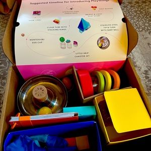 Gently used like new condition explorer play kit from Lovevery.